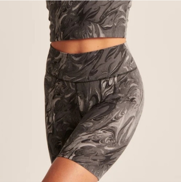 Abercrombie Fitch women shorts size XS nwt - Picture 1 of 8